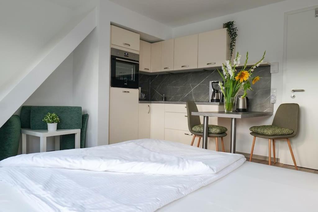 Wunderschoene Ferienwohnung Mit Balkon In Aue 外观 照片