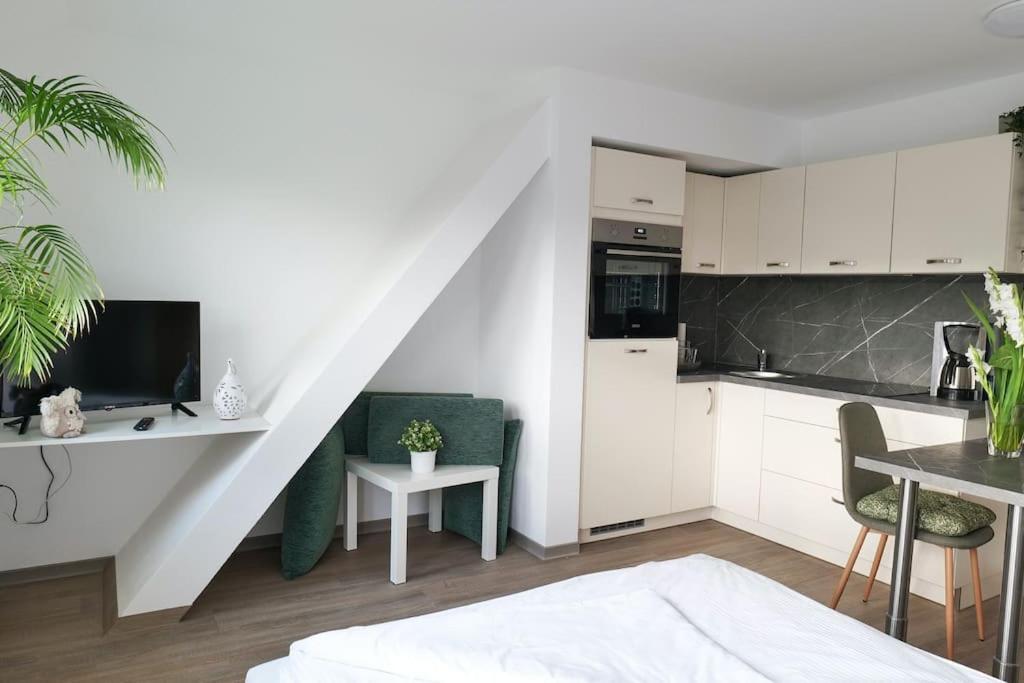 Wunderschoene Ferienwohnung Mit Balkon In Aue 外观 照片
